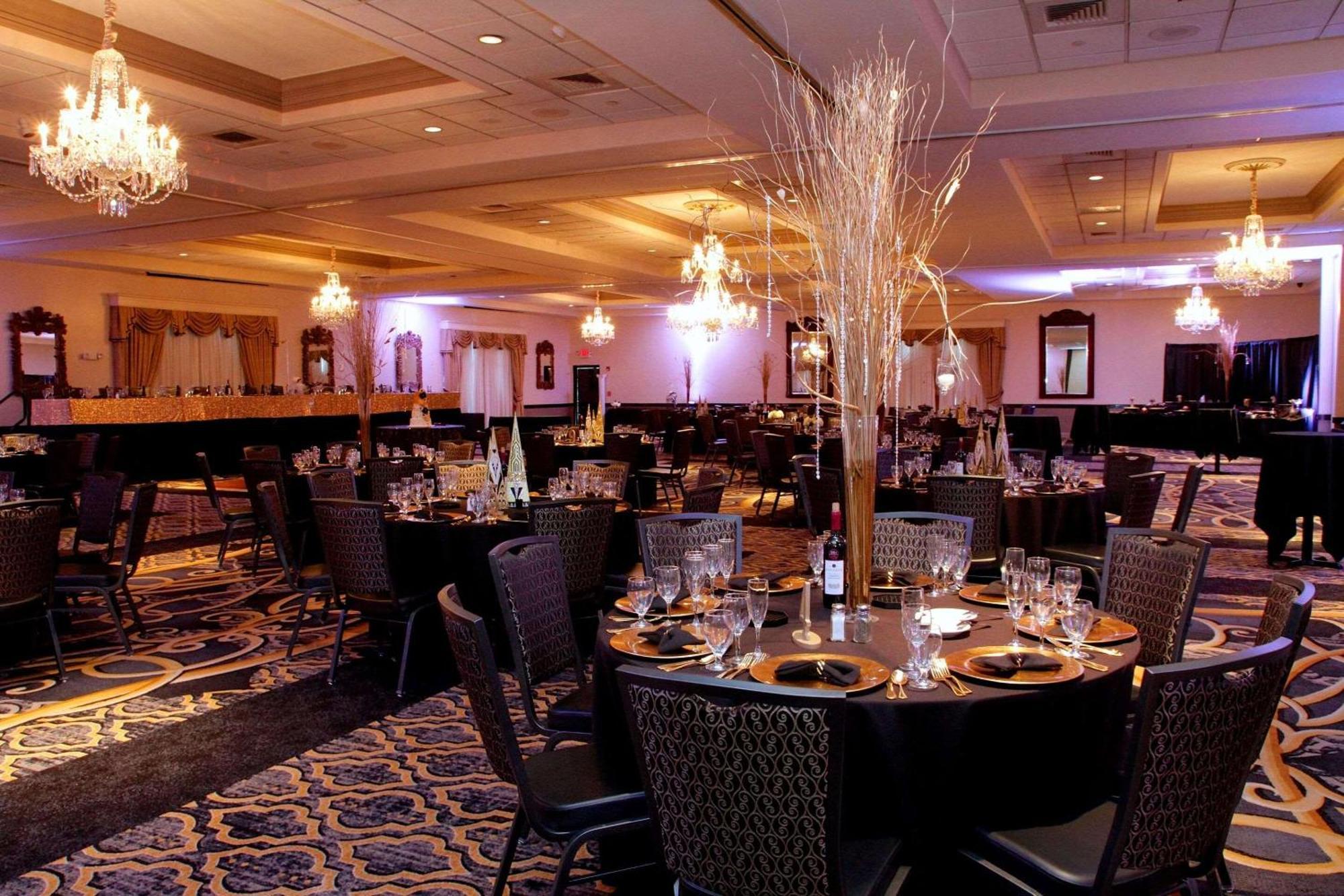 Radisson Hotel & Conference Center Rockford Eksteriør billede
