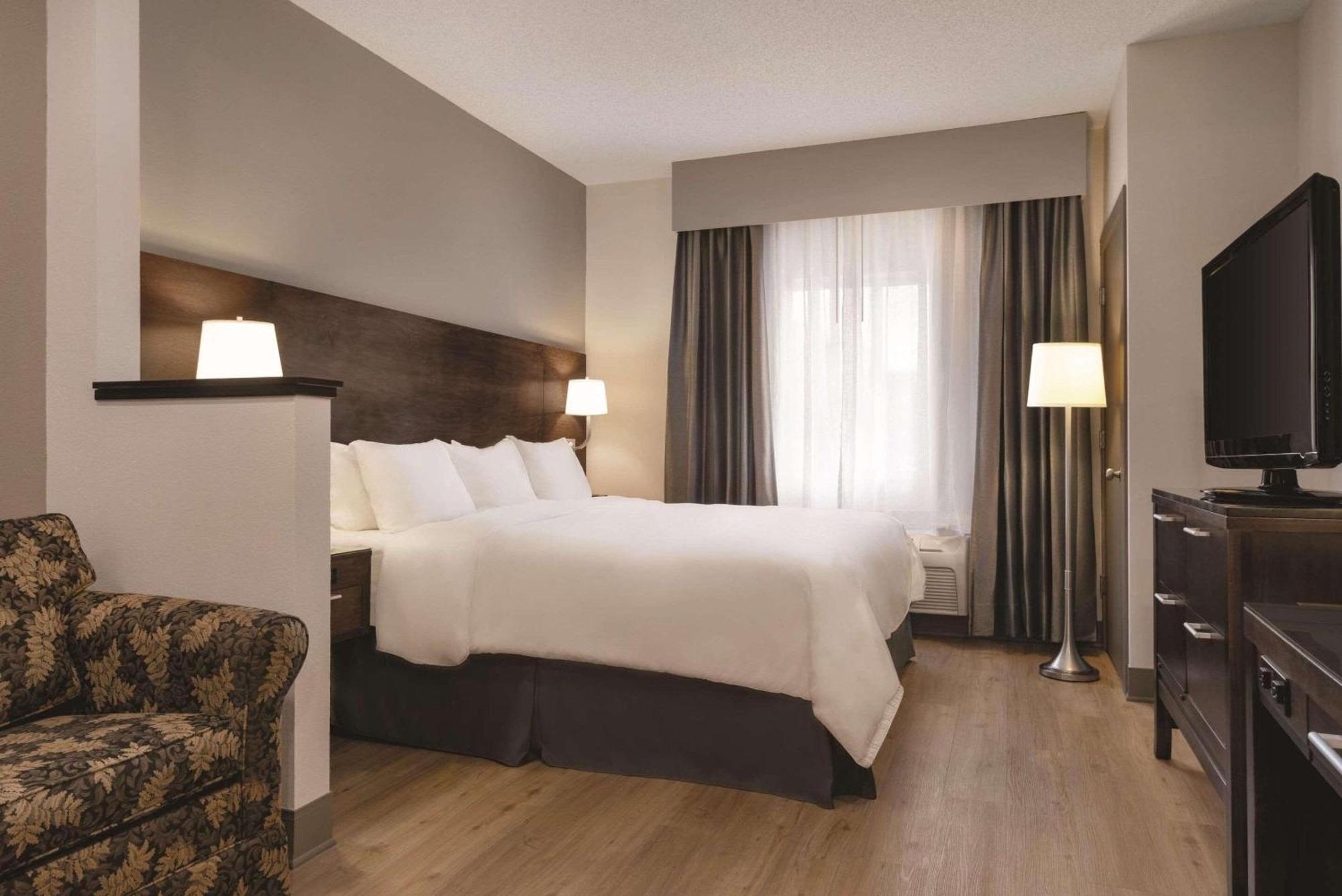 Radisson Hotel & Conference Center Rockford Eksteriør billede